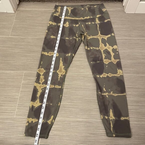 Varley Luna High Rise Leggings in Golden Tie Dye Size Large - Picture 14 of 14